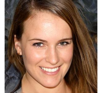 Destany Okuneva